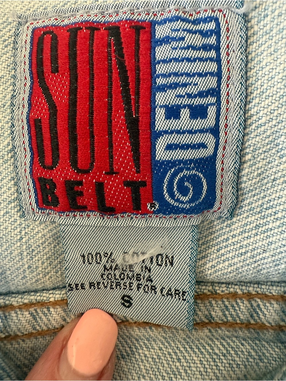 Y2K Sun Belt Denim Vest Small Light Wash Scottsdale Horse Embroidered Biker - Picture 3 of 10